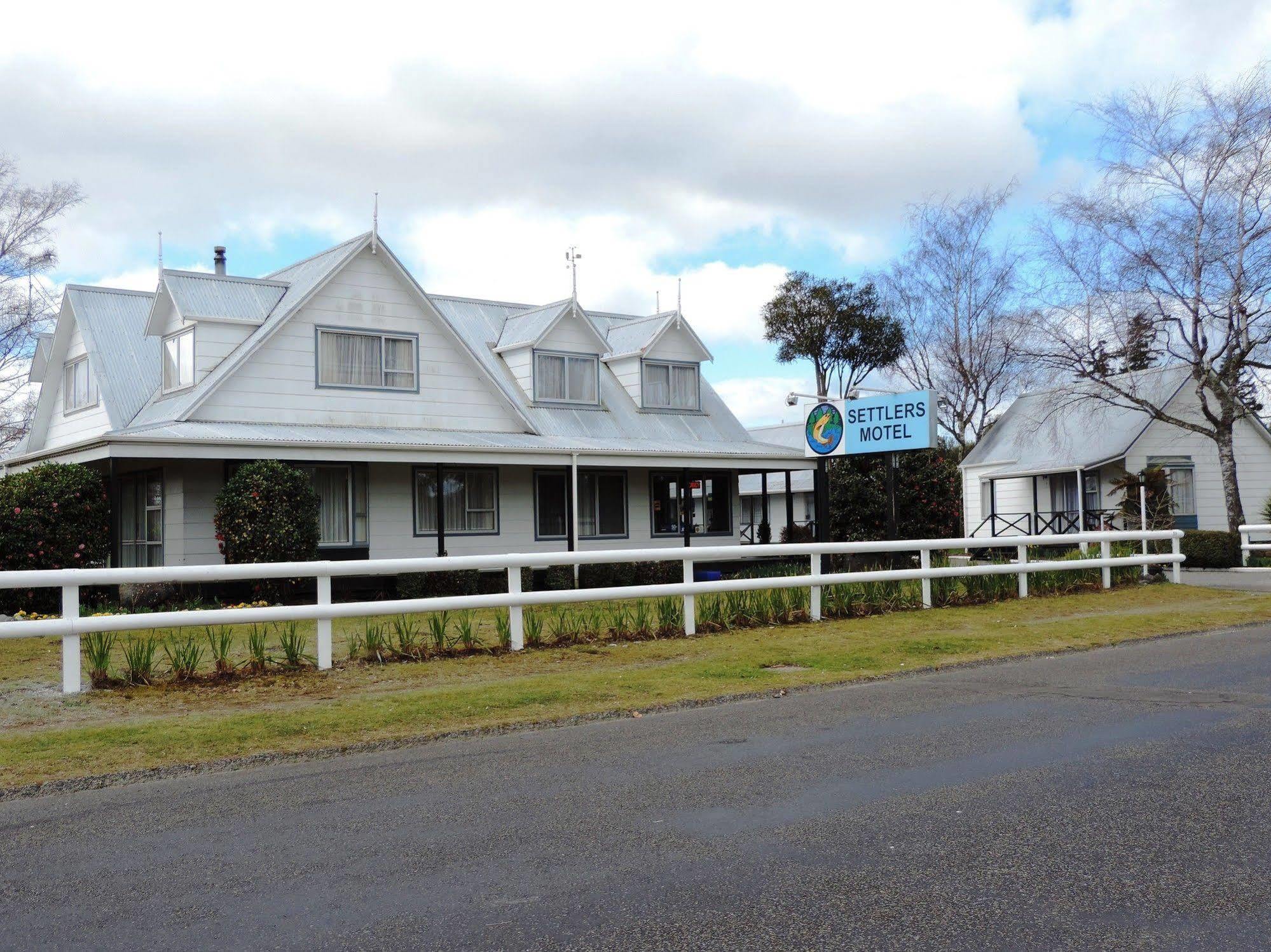 Settlers Motel Turangi Exterior photo